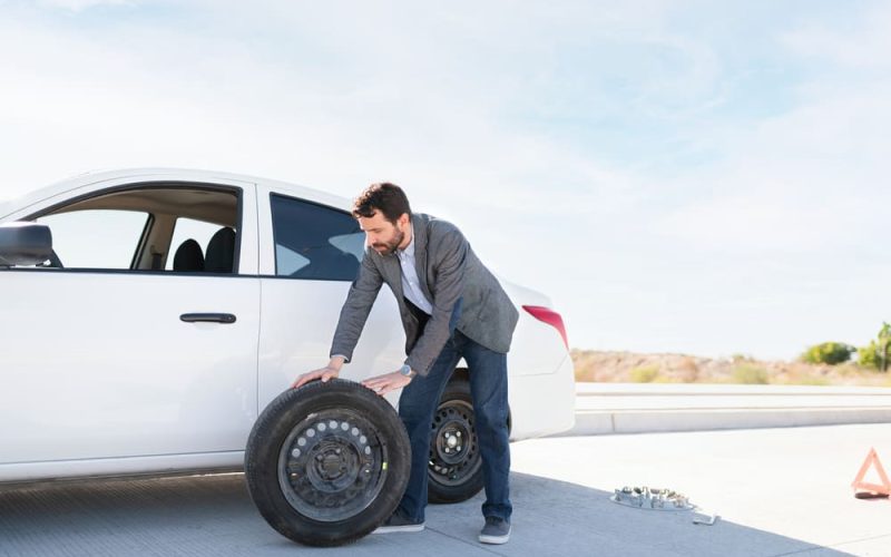 Antes del viaje: revisiones esenciales de frenos y llantas